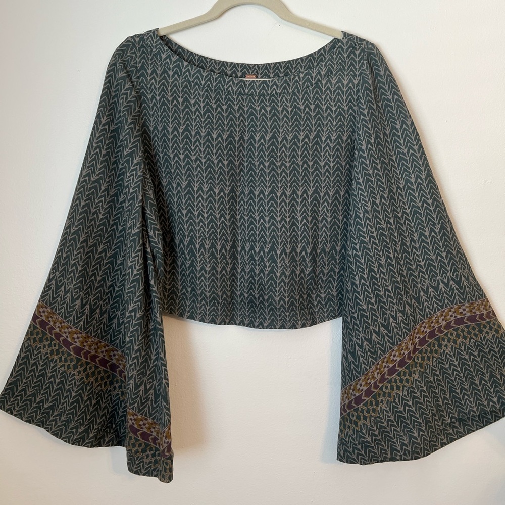 Free People patterned long sleeve bohemian blouse | size S